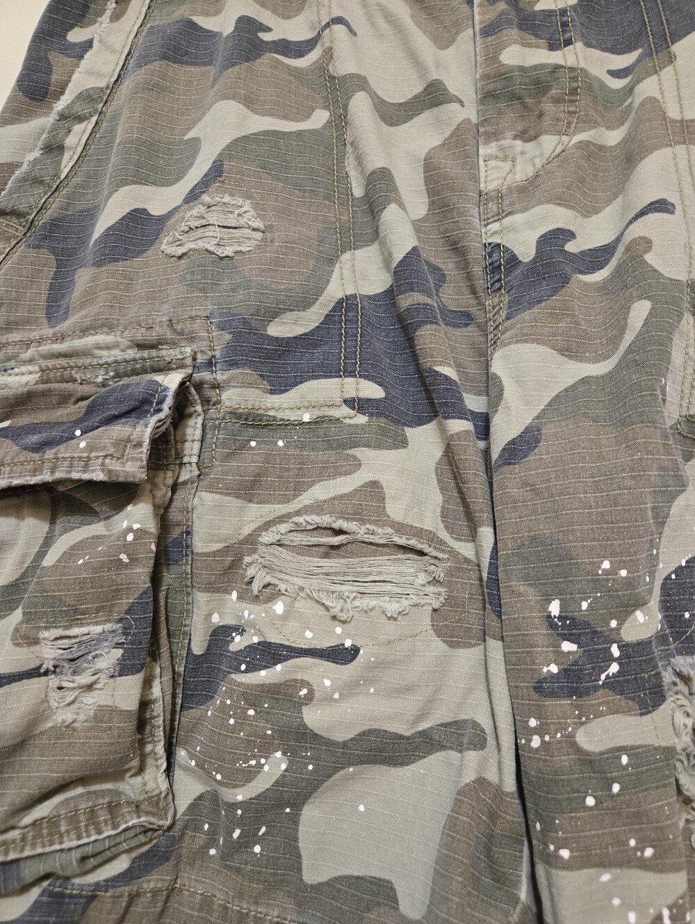 Aeropostale Camouflage Cargo Shorts - Camo Waist 34 - Picture 3 of 7